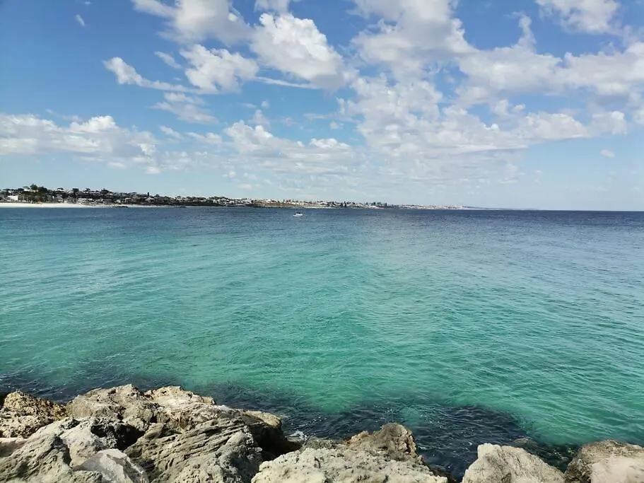 Simply Delightful Unit Close To Cbd And Beach Perth 0*,  Australia