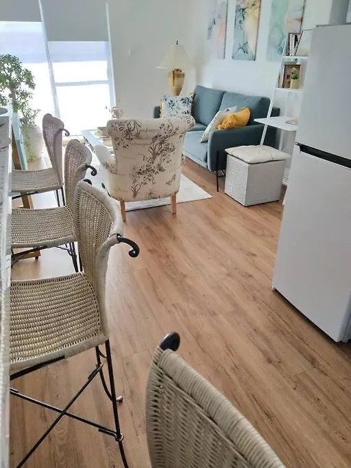 Apartment Simply Delightful Unit Close To Cbd And Beach Perth