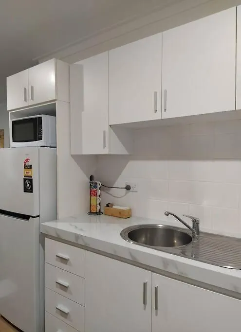 Simply Delightful Unit Close To Cbd And Beach Perth Australia