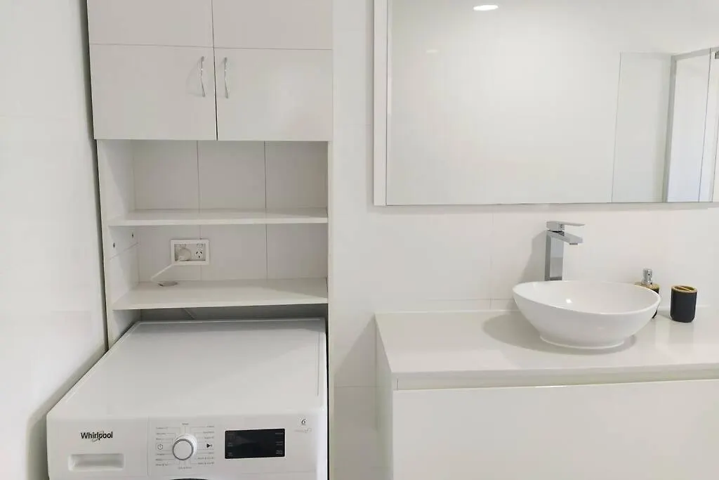 Apartment Simply Delightful Unit Close To Cbd And Beach Perth
