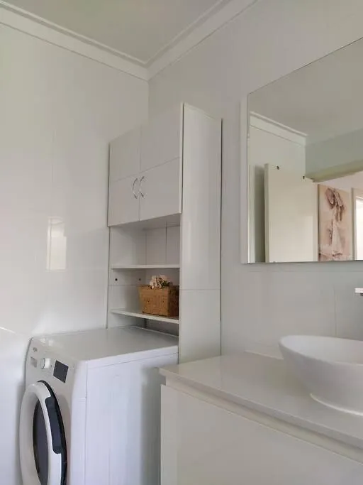 Apartment Simply Delightful Unit Close To Cbd And Beach Perth